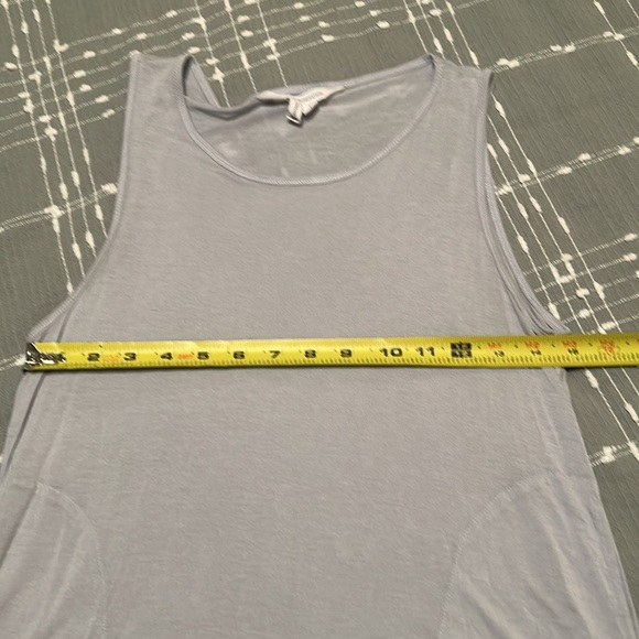 BCBGeneration pearl blue tank top with long back size S - Picture 5 of 9